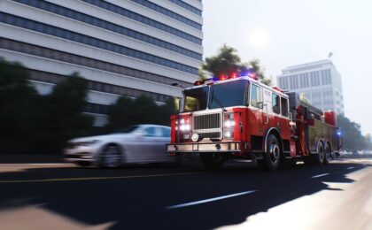 Incendio a Roma vicino alla linea ferroviaria FL1