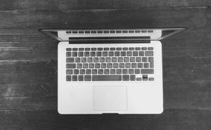 MacBook OLED in fase di test