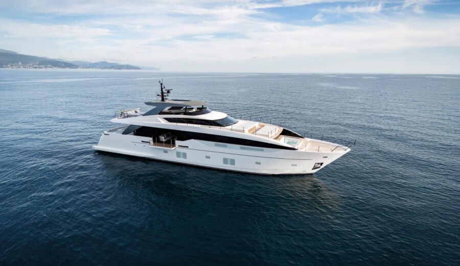 Yacht Sanlorenzo al Cannes Yachting Festival